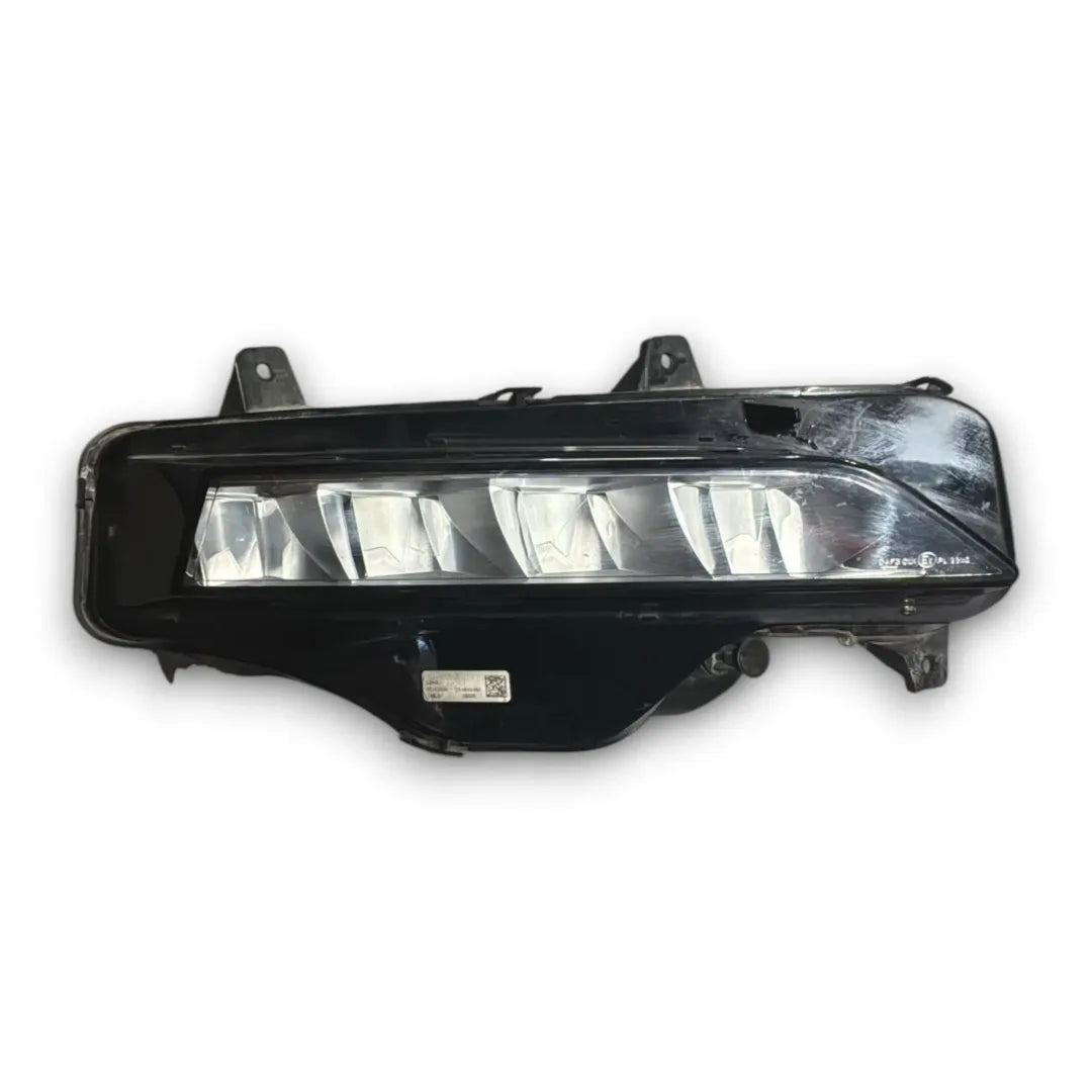 Luce diurna anteriore destra Skoda Octavia dal 2020 OEM 5E3941700