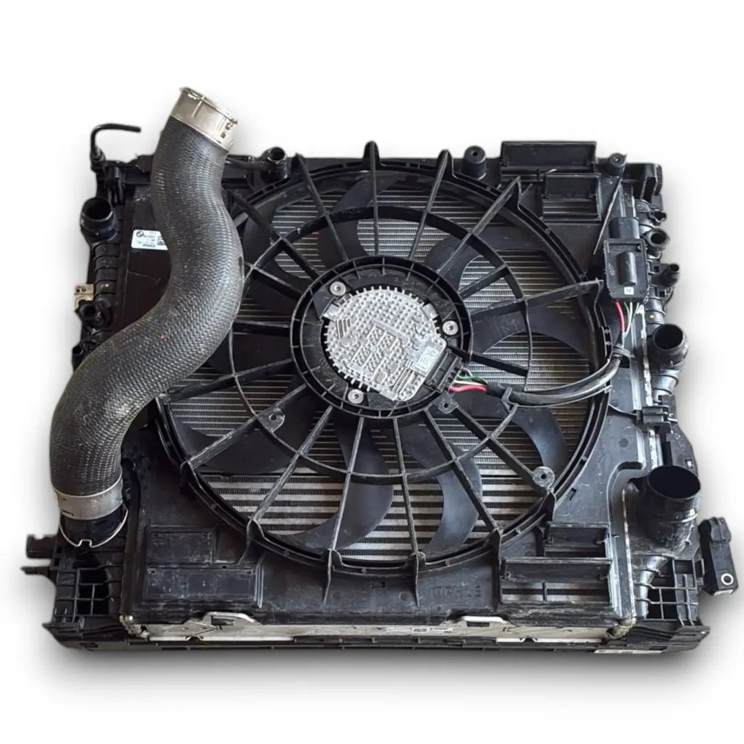 Modulo radiatore con elettroventola BMW X3 G01 LCI cod. 8472321