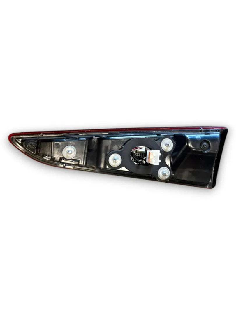 Dettaglio Fanale posteriore sinistro Hyundai i20 cod. 92403J9600 - foto 2