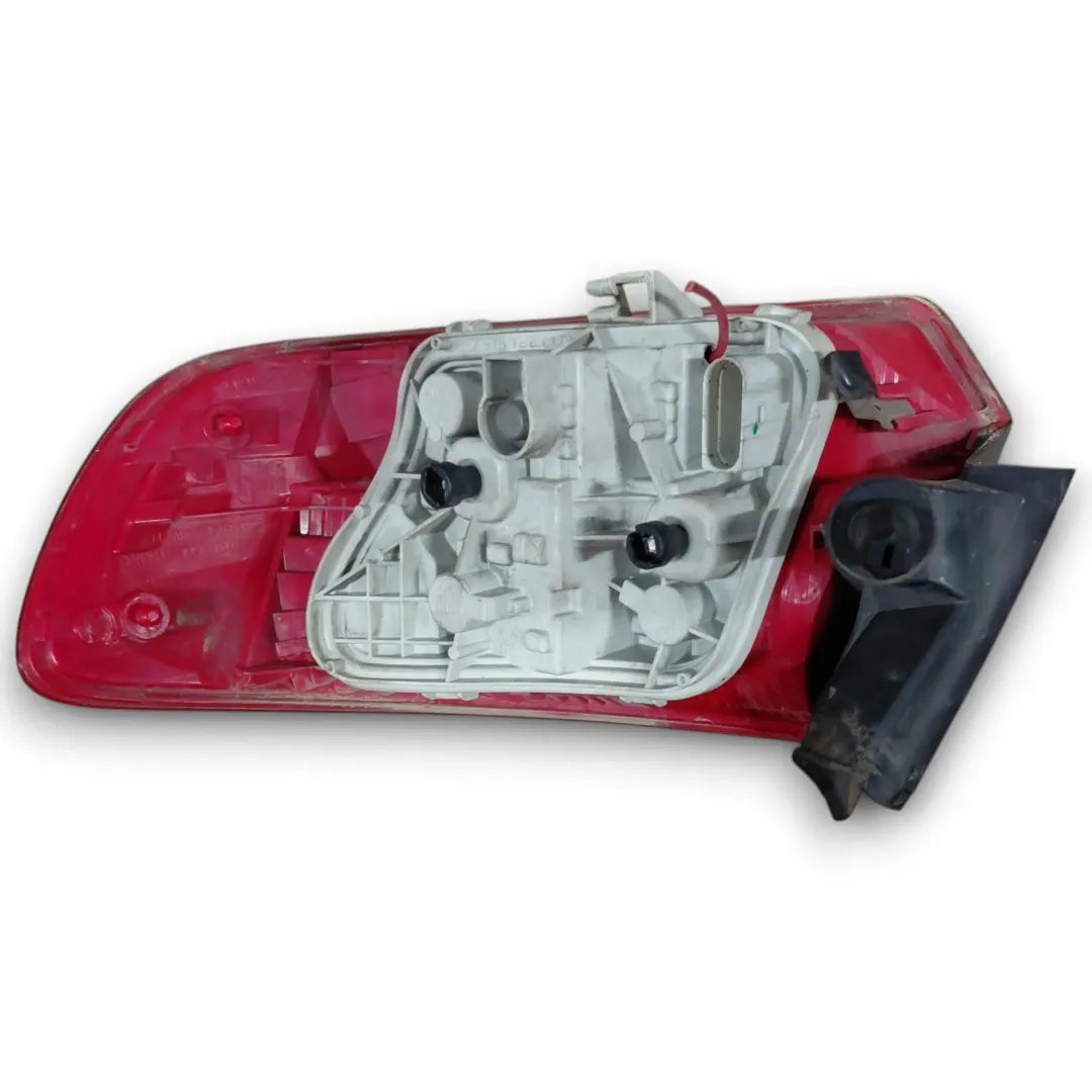 Dettaglio Fanale posteriore esterno destro Audi A3 8P 2010–2013 OEM 8P4945096E - foto 2