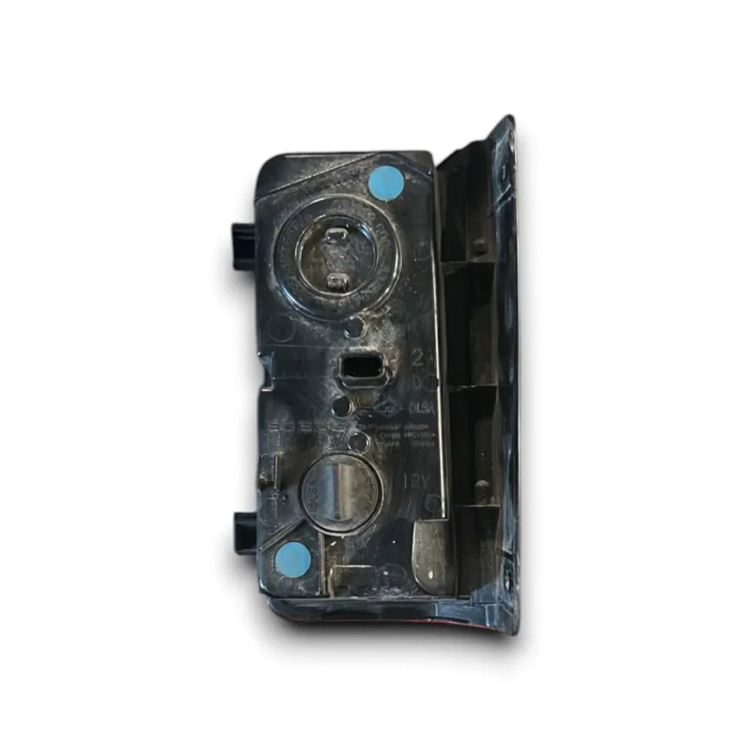 Dettaglio Fanale posteriore parte inferiore destro Renault Trafic OEM 265548758R - foto 2