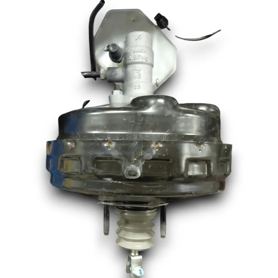 Servofreno Land Rover Range Rover Evoque 2011–2019 OEM LR083602