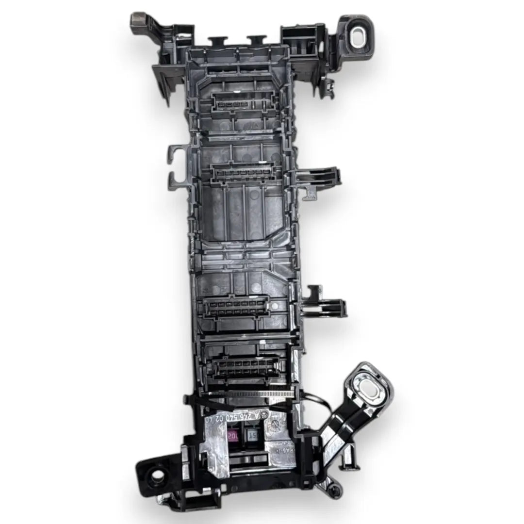 Dettaglio Scatola fusibili Mercedes-Benz Classe B T246 cod. 704T-R1A-F025 - foto 2