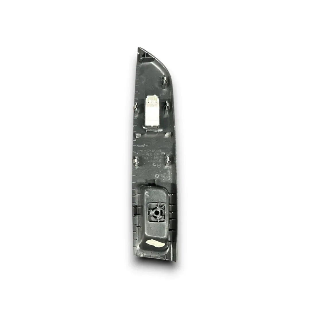 Dettaglio Pulsantiera alzacristalli destra Opel Corsa F 2019–2024 cod. 9830172180 - foto 2