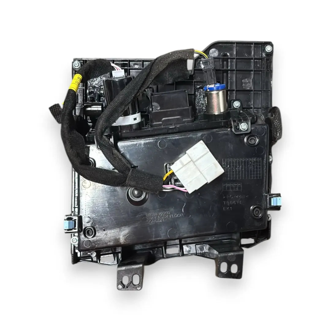 Dettaglio Portaoggetti centrale cruscotto Kia Sportage 5ª Serie cod. 84630-R2200 - foto 2