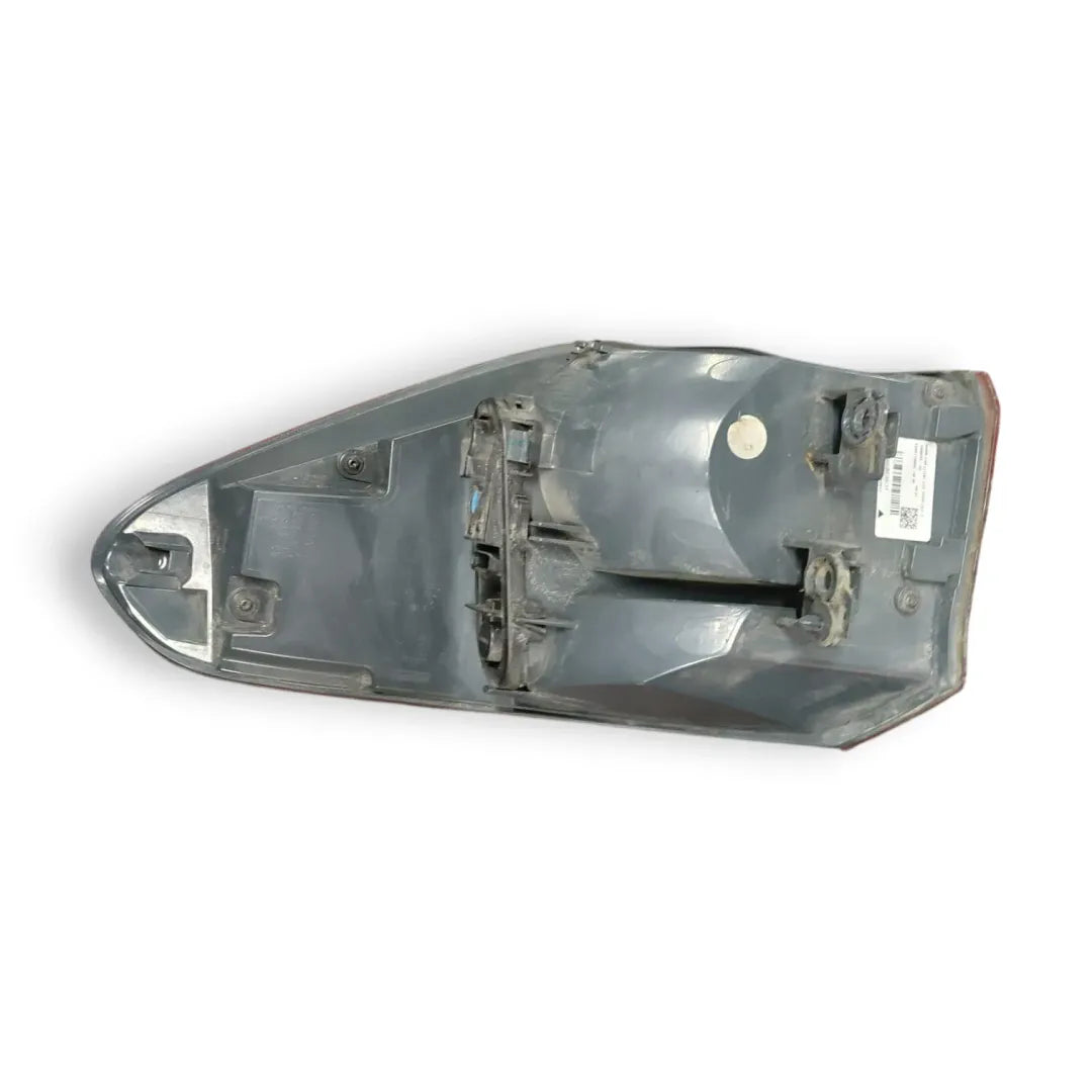 Dettaglio Fanale posteriore sinistro BMW X1 F48 cod. F03577000G - foto 2