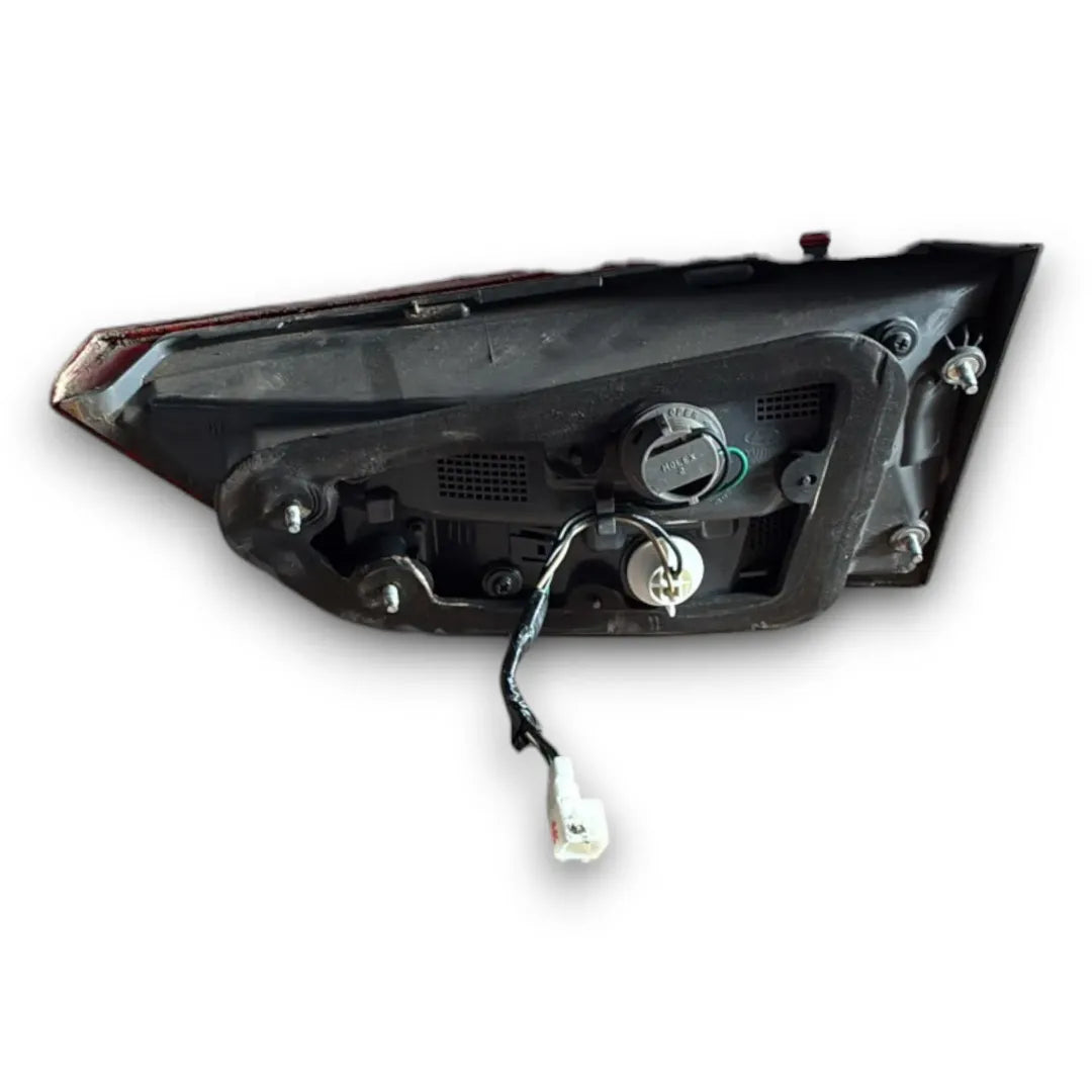 Dettaglio Fanale posteriore interno sinistro Hyundai ix20 2010–2015 OEM 92403-1K0 - foto 2