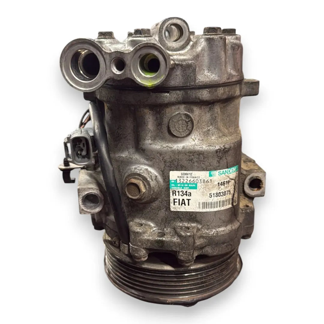 Dettaglio Compressore clima Fiat Grande Punto 2Y OEM 71724813 - foto 2
