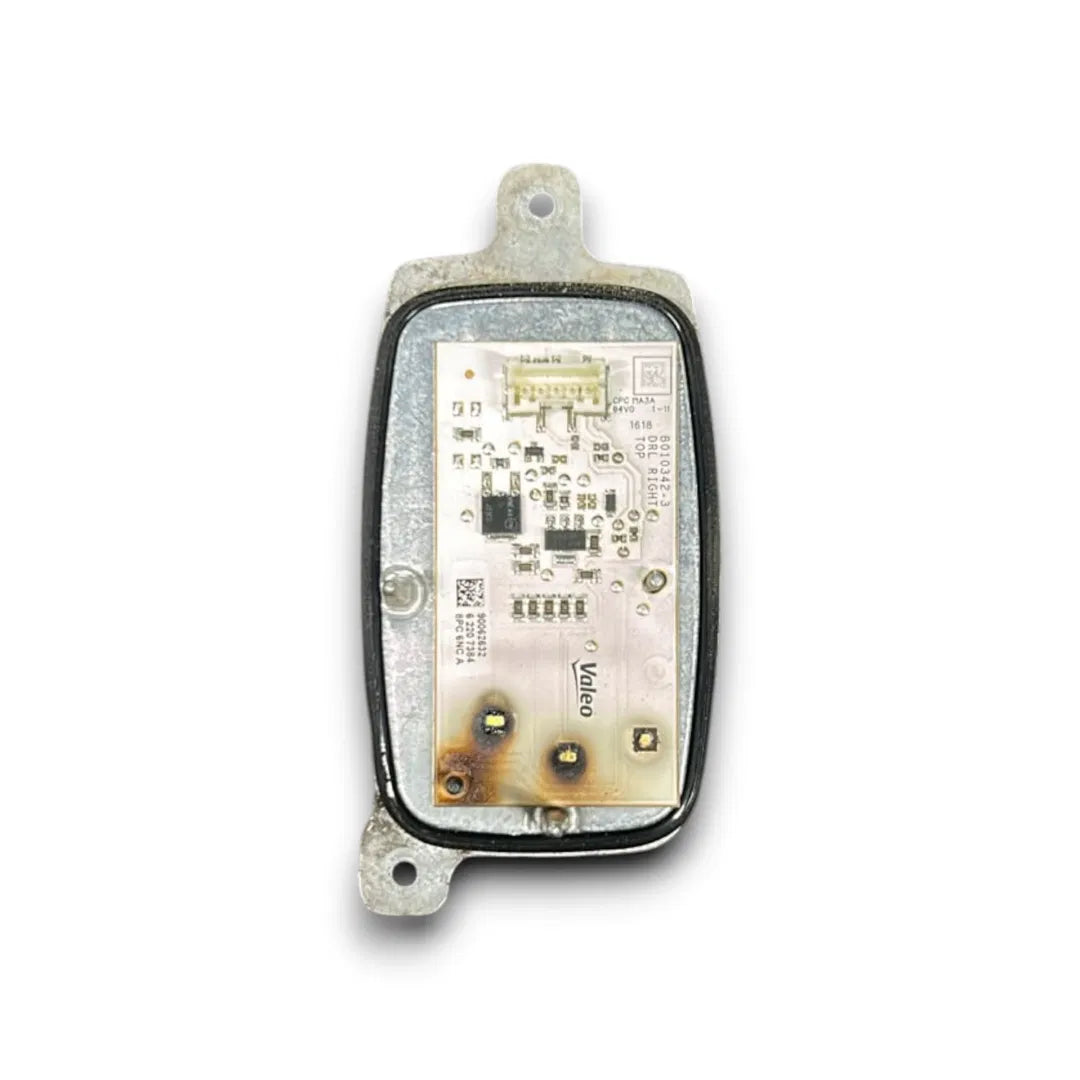 Dettaglio Centralina di controllo proiettori destra Renault Megane 4ª Serie 2016–2021 cod. 90072333 - foto 2