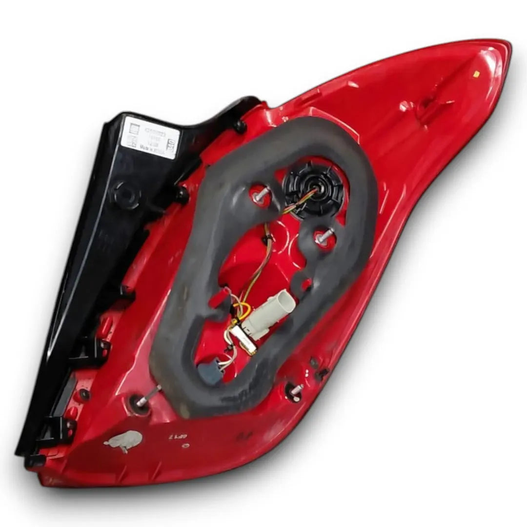 Dettaglio Fanale posteriore esterno sinistro Opel Mokka OEM 9833721880 - foto 2
