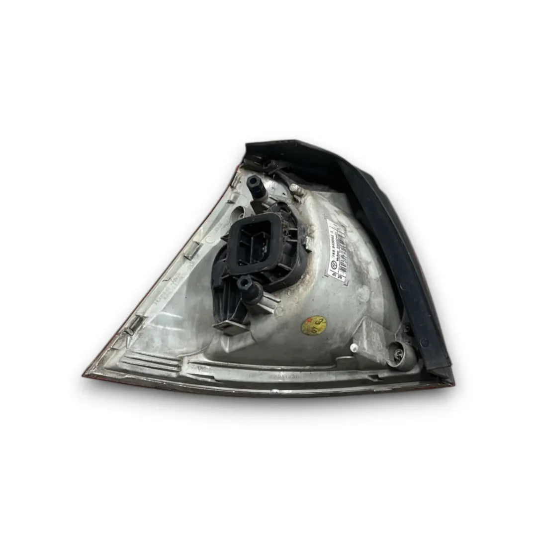 Dettaglio Fanale posteriore esterno destro Volkswagen Golf 2003–2009 OEM 1K6945096AC - foto 2
