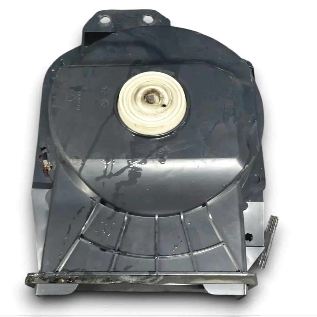 Dettaglio Subwoofer abitacolo destro BMW Serie 1 5P F20 dal 2015 OEM 65139232126 - foto 2