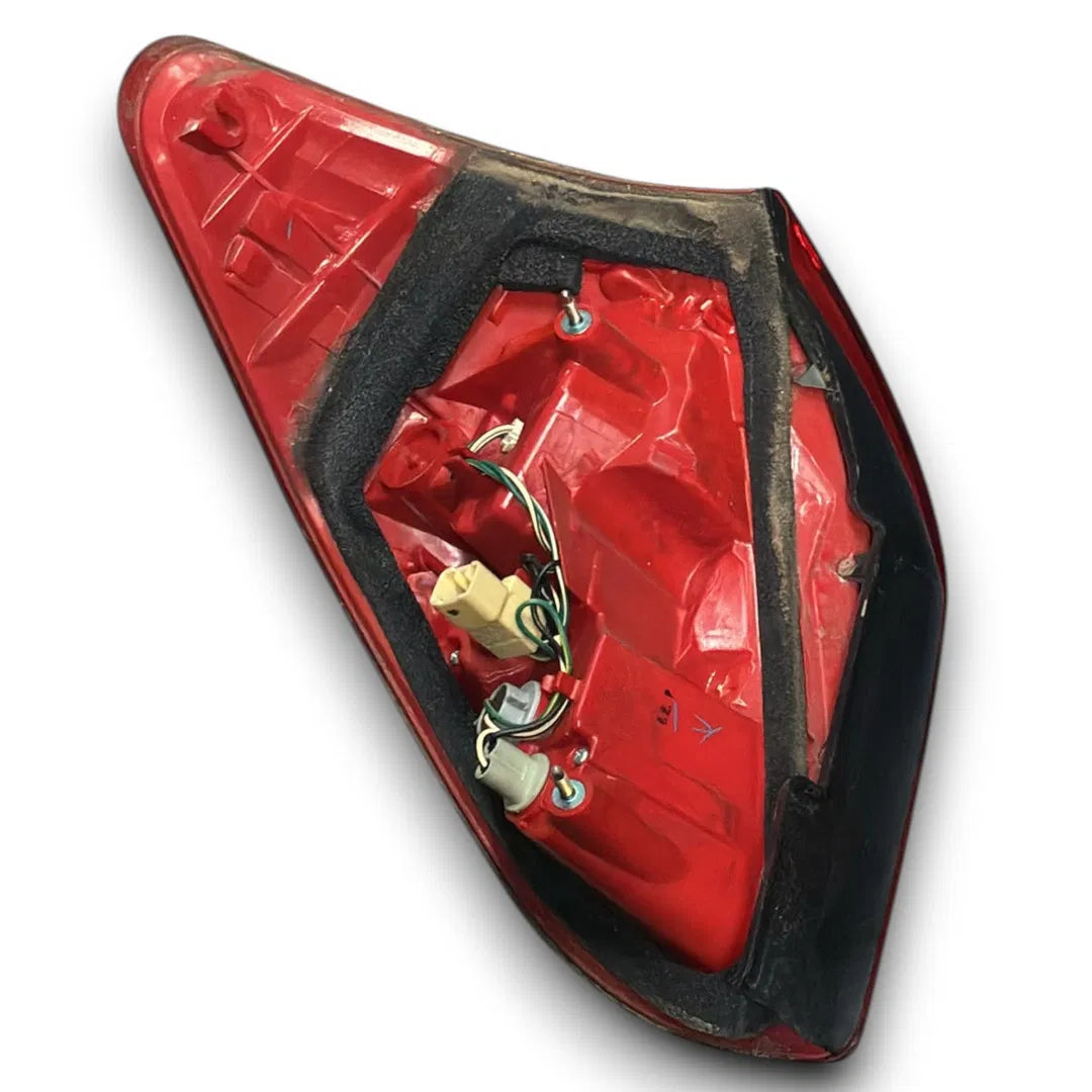 Dettaglio Fanale posteriore sinistro Toyota RAV4 3ª Serie 2006–2010 OEM 8156142091 - foto 2