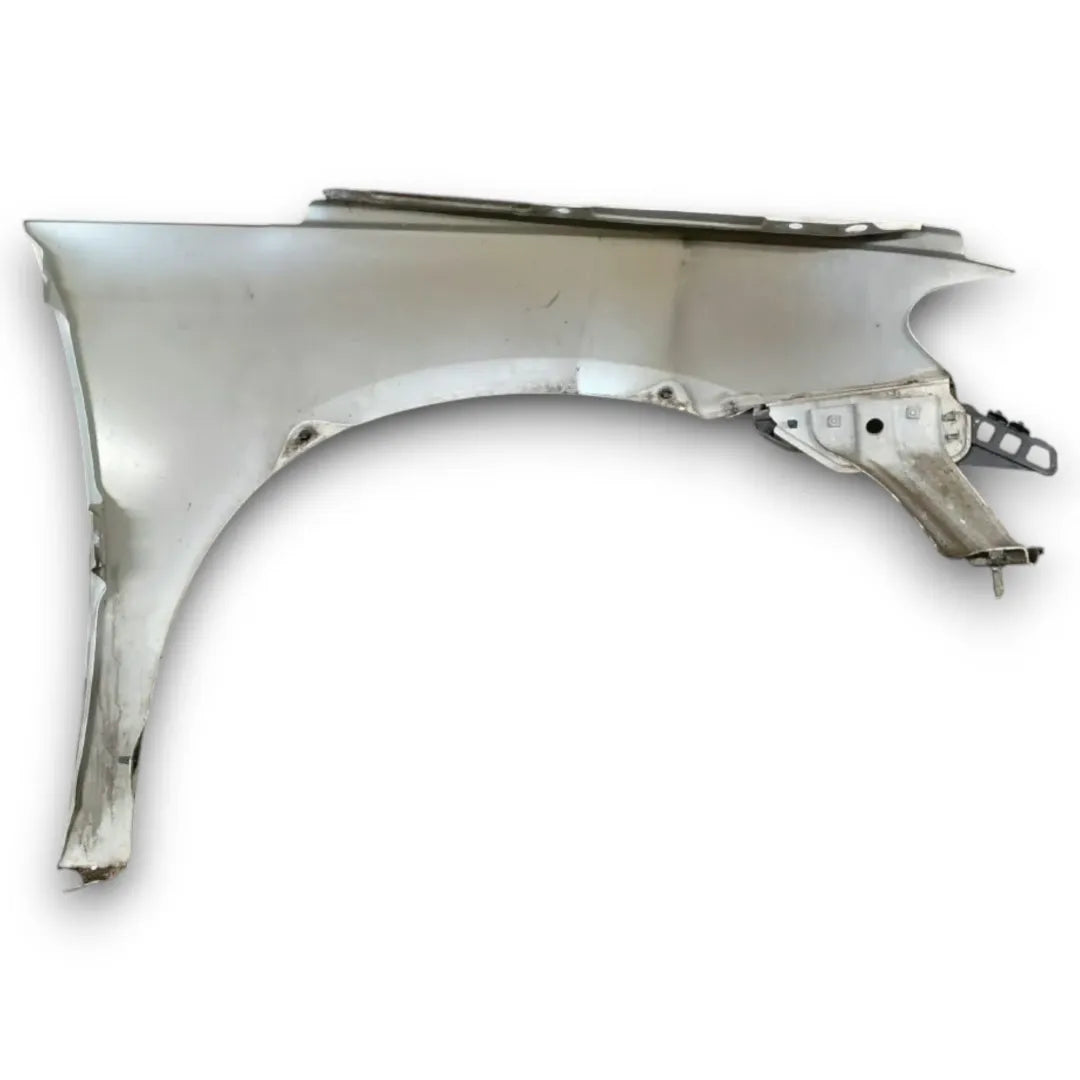 Dettaglio Parafango anteriore sinistro Volkswagen Scirocco dal 2008 OEM 1K8821105B - foto 2