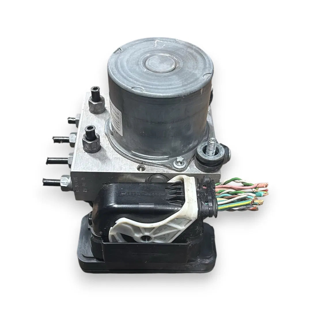 Dettaglio Gruppo ABS completo con pompa e centralina Citroën Berlingo VAN 2015–2019 OEM 9822873580 - foto 2