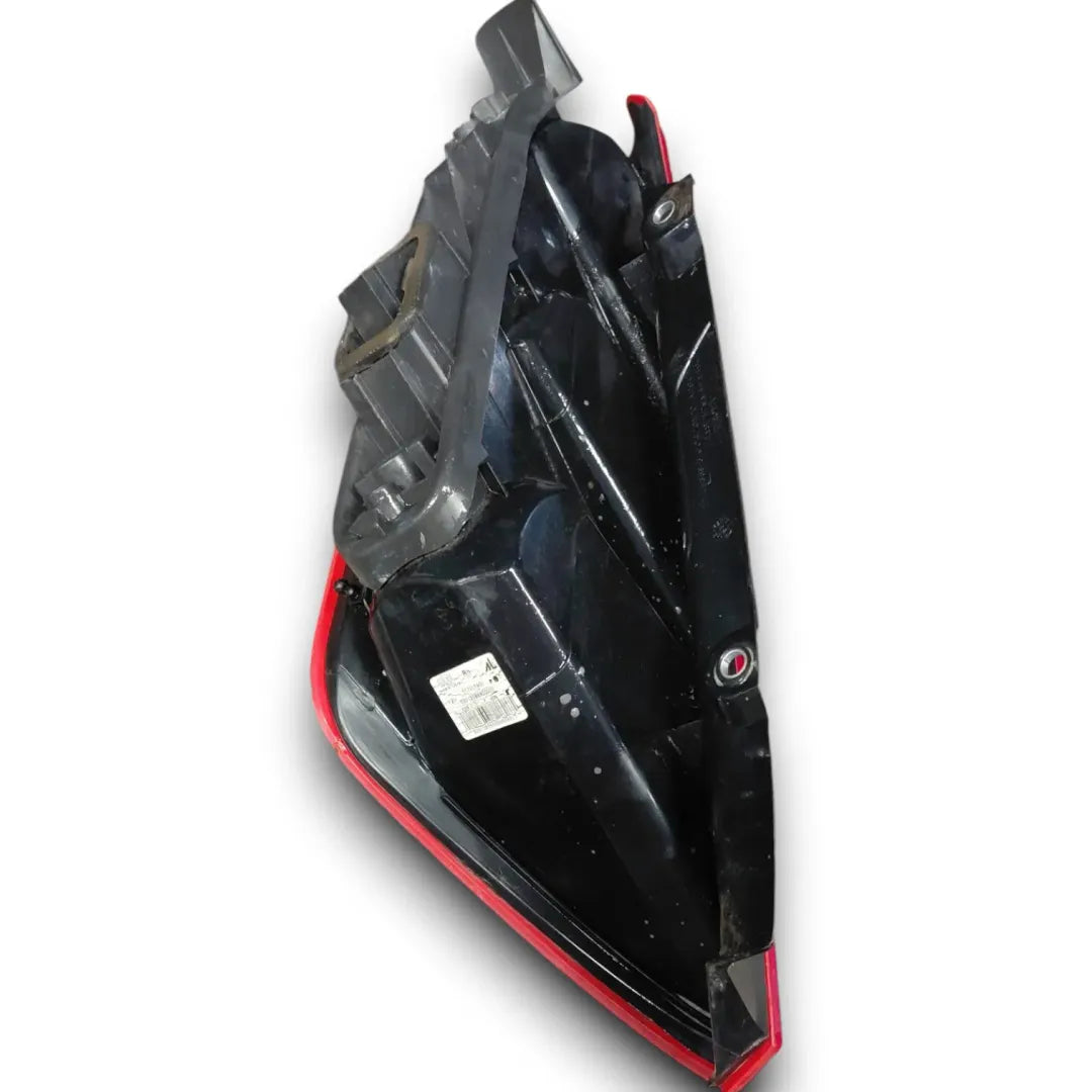 Dettaglio Fanale posteriore destro Fiat Grande Punto OEM 51701590 - foto 2