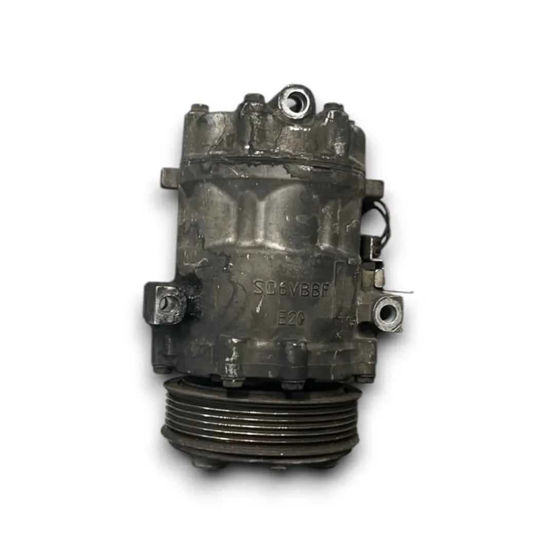 Dettaglio Compressore clima Fiat Grande Punto 2005–2008 OEM 71724813 - foto 2