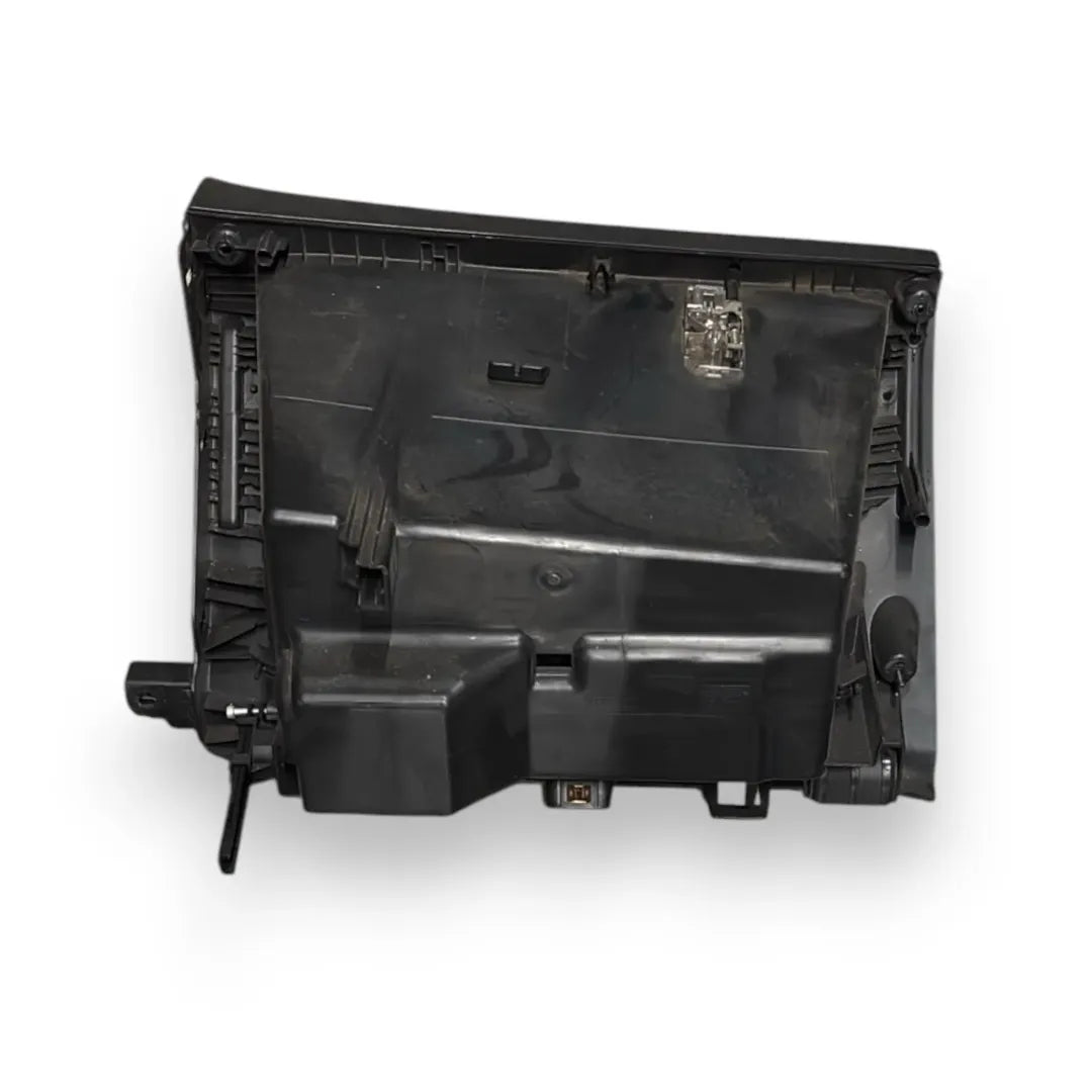 Dettaglio Portaoggetti cruscotto Opel Astra P10 OEM 13351144 - foto 2
