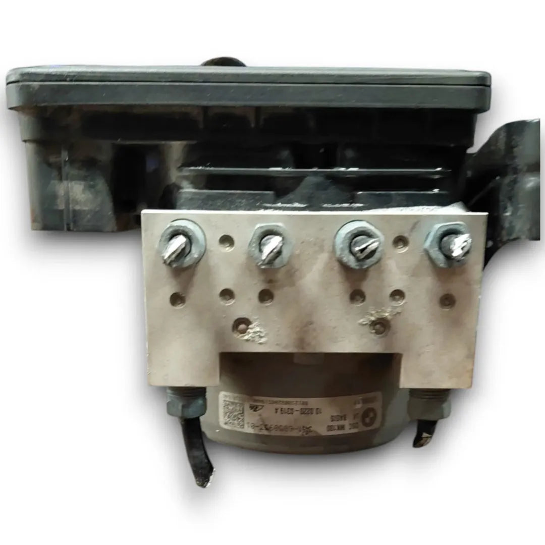 Dettaglio Pompa ABS BMW Serie 4 Coupé F32 cod. 6861376 - foto 2