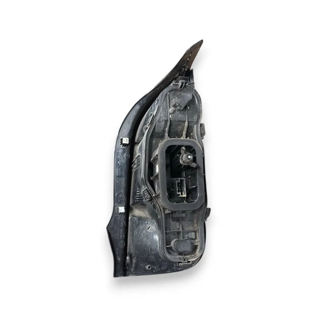 Dettaglio Fanale posteriore sinistro Volkswagen UP 1S OEM 1S0945095G - foto 2