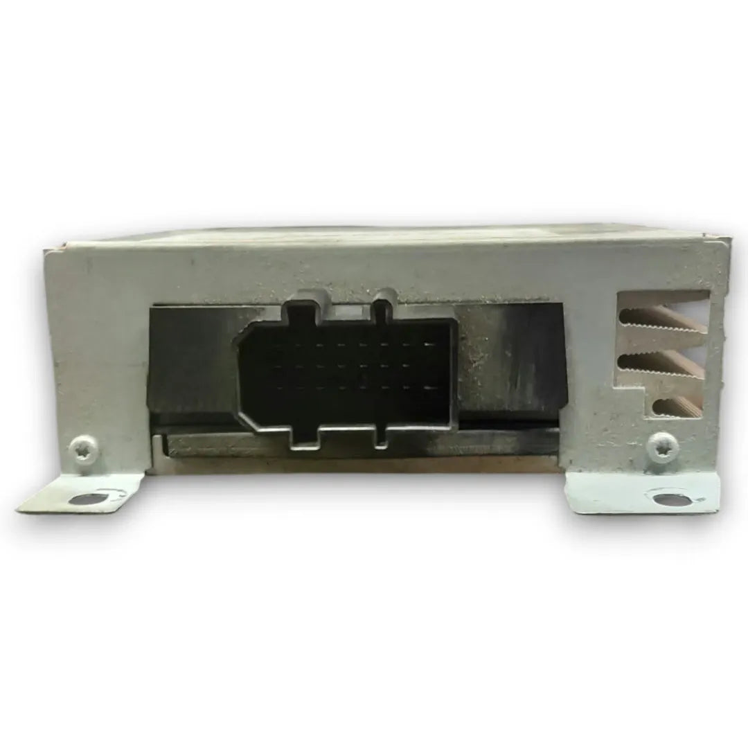 Dettaglio Amplificatore audio Audi A4 8E 2004–2008 OEM 8E9 035 223 - foto 2