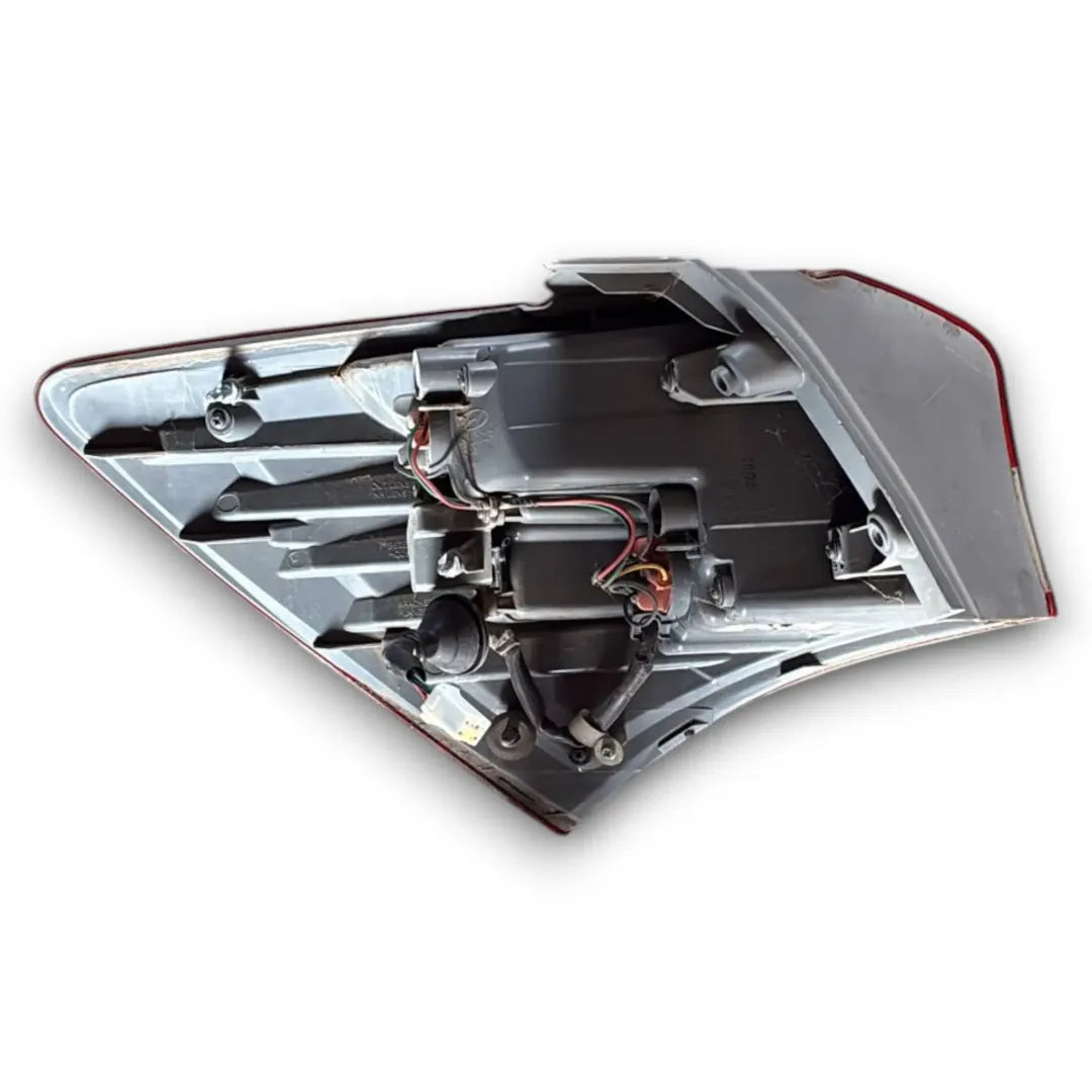 Dettaglio Fanale posteriore destro Hyundai ix20 2010–2015 OEM 92402-1K0 - foto 2