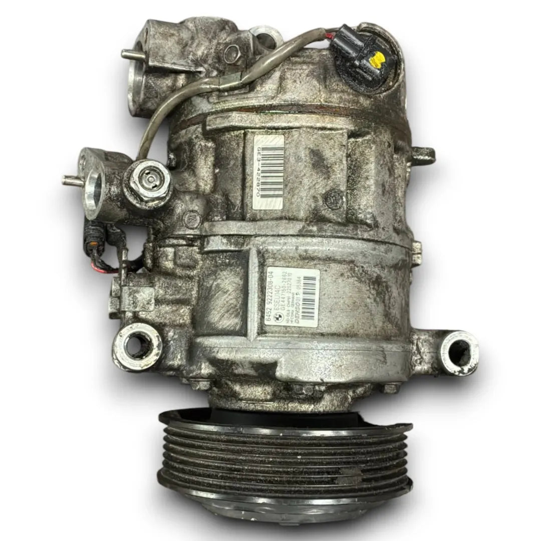 Dettaglio Compressore clima BMW Serie 1 5P F20 2011–2015 OEM 64529223694 - foto 2
