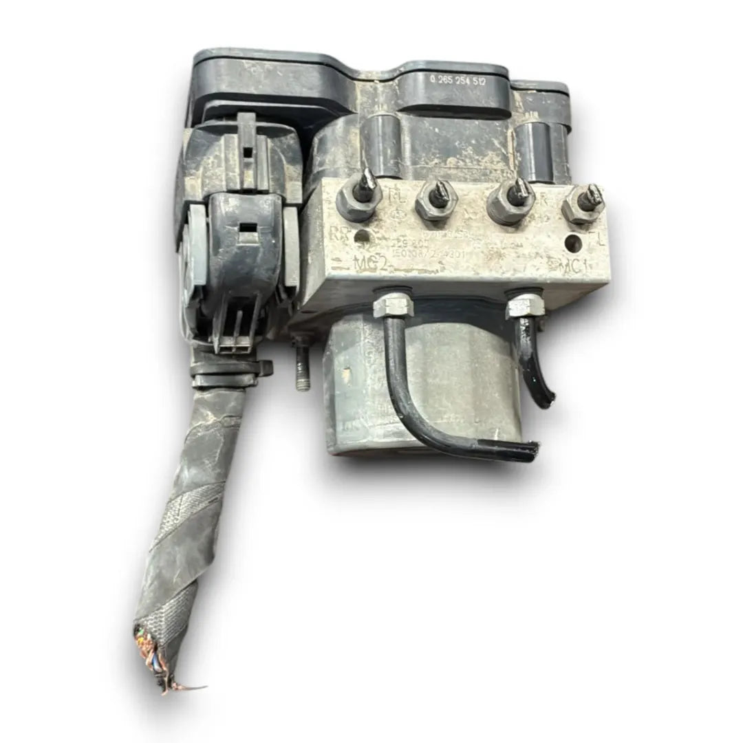 Dettaglio Gruppo ABS completo con pompa e centralina Maserati Ghibli dal 2013 OEM 670031589 - foto 2