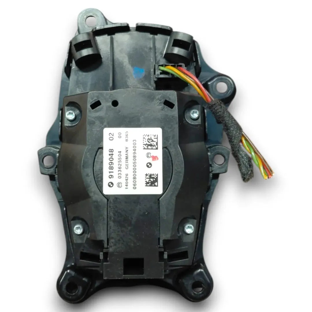 Dettaglio Comando infotainment BMW Serie 3 E90/E91 cod. 9189048 - foto 2