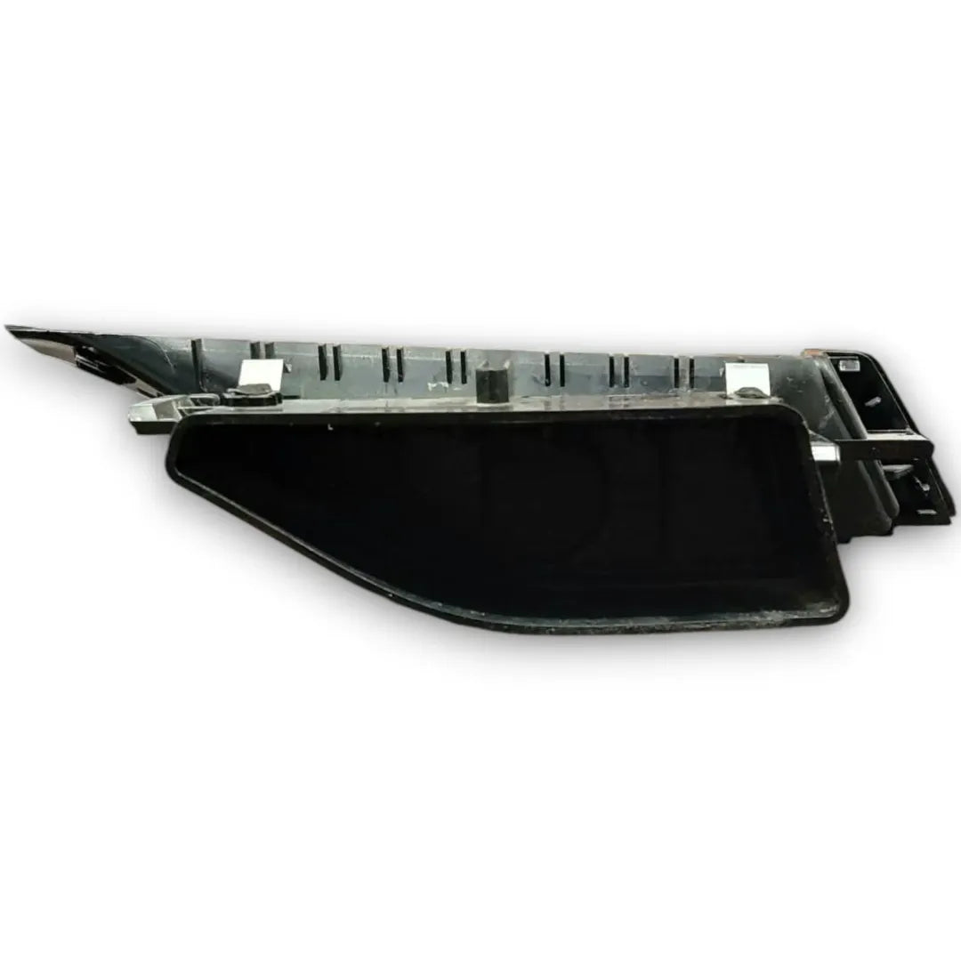 Dettaglio Bocchetta aria laterale cruscotto sinistra Skoda Octavia dal 2020 OEM 5E4819701 - foto 2