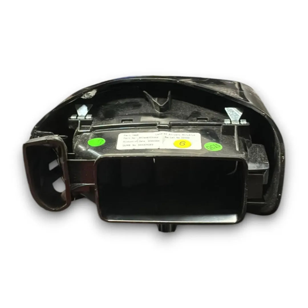 Dettaglio Bocchetta aria laterale cruscotto sinistra Citroën C3 3ª Serie B618 OEM 98162208ZD - foto 2