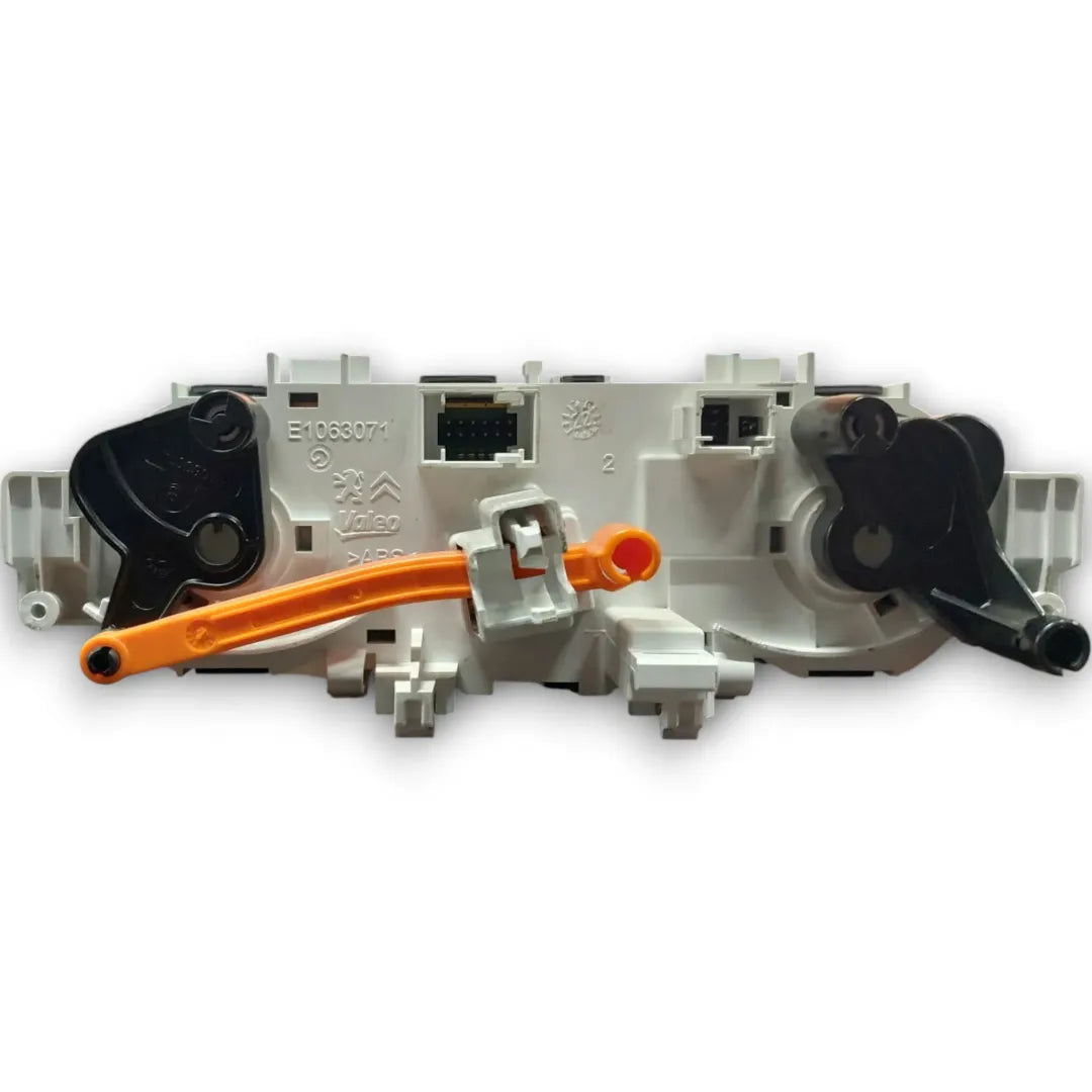 Dettaglio Comando clima Citroën C3 3ª Serie OEM 9823822680 - foto 2