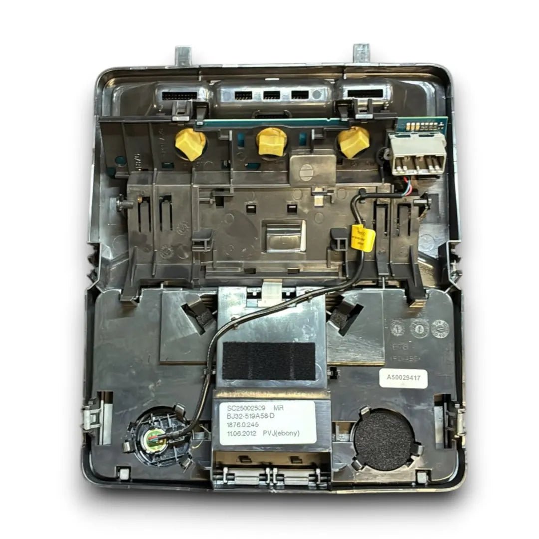 Dettaglio Luce cortesia anteriore tetto Land Rover Range Rover Evoque OEM LR086393 - foto 2