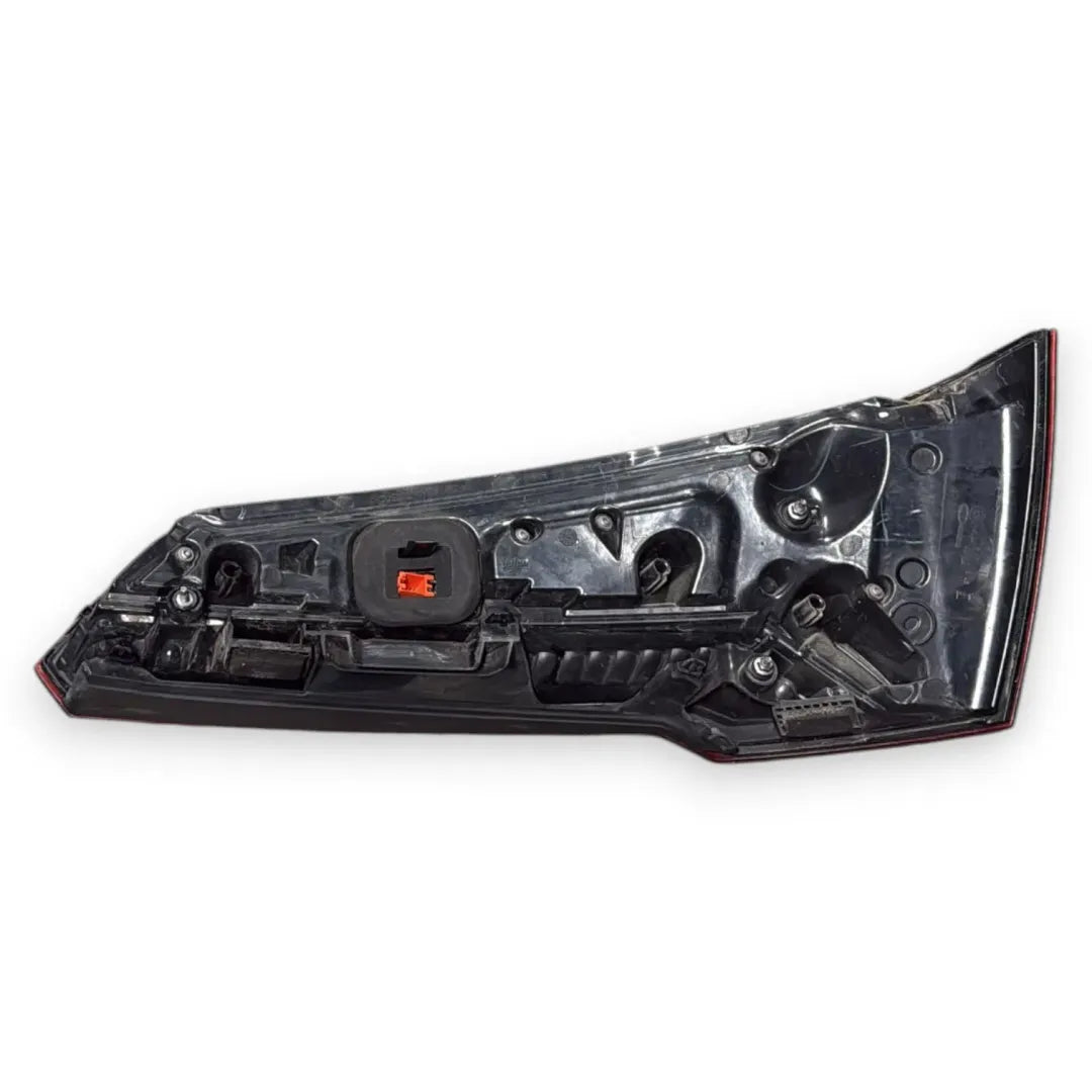 Dettaglio Fanale posteriore sinistro Audi Q5 OEM 80A945093B - foto 2