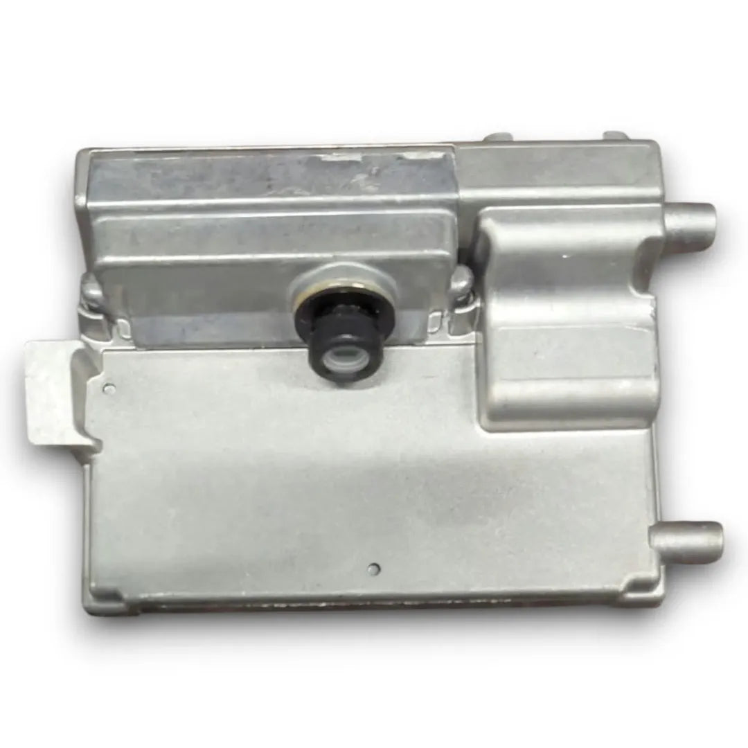 Dettaglio Telecamera anteriore Skoda Octavia dal 2020 OEM 5WA980653D - foto 2