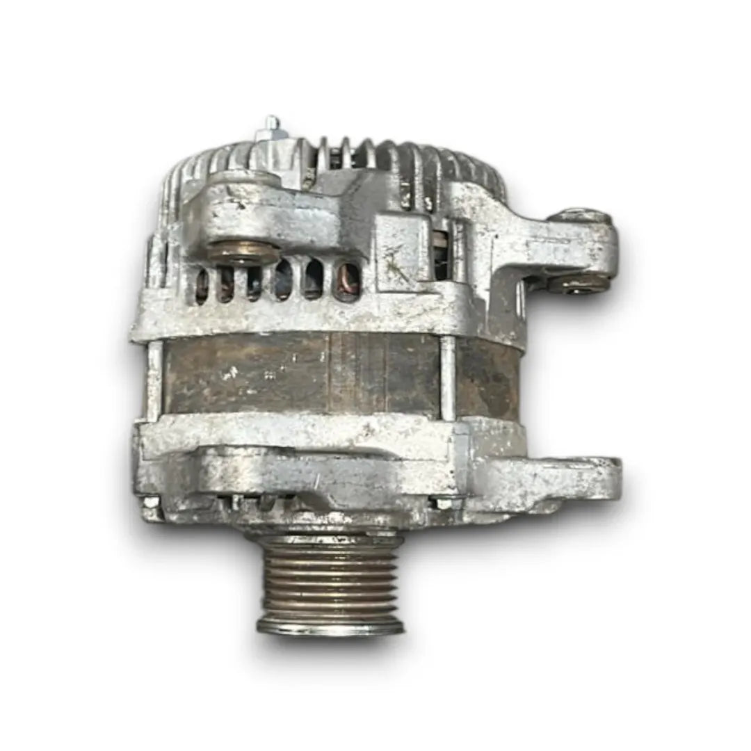 Dettaglio Alternatore Renault Megane 3ª Serie 2012–2014 OEM 231008137R - foto 2