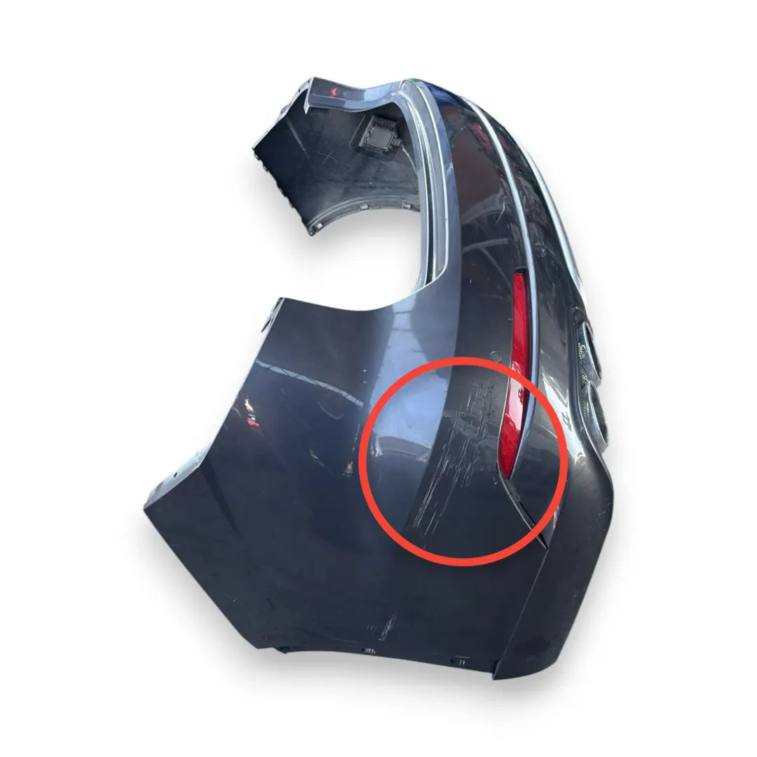 Dettaglio Paraurti posteriore Maserati Levante OEM 670085550 - foto 2