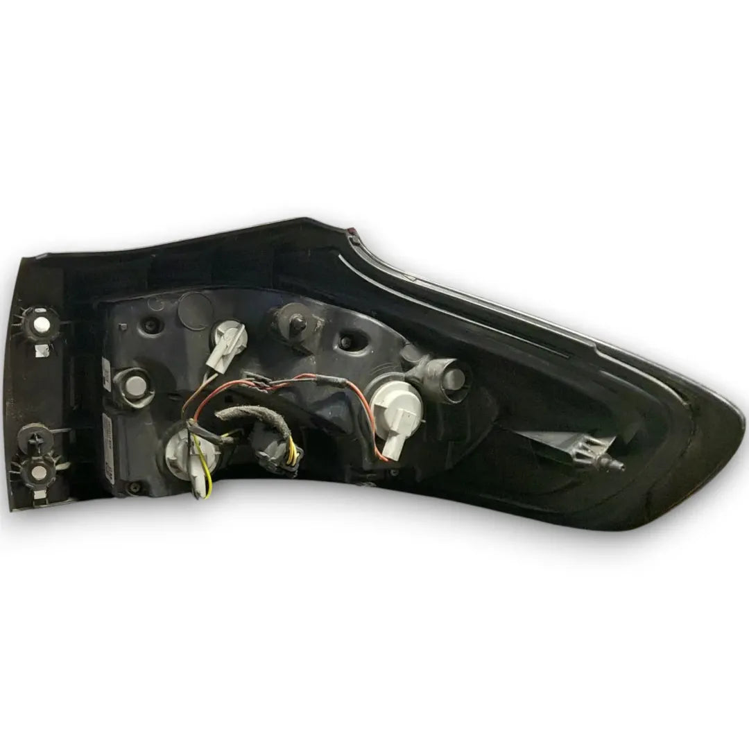 Dettaglio Fanale posteriore sinistro Opel Zafira OEM 93175677 - foto 2