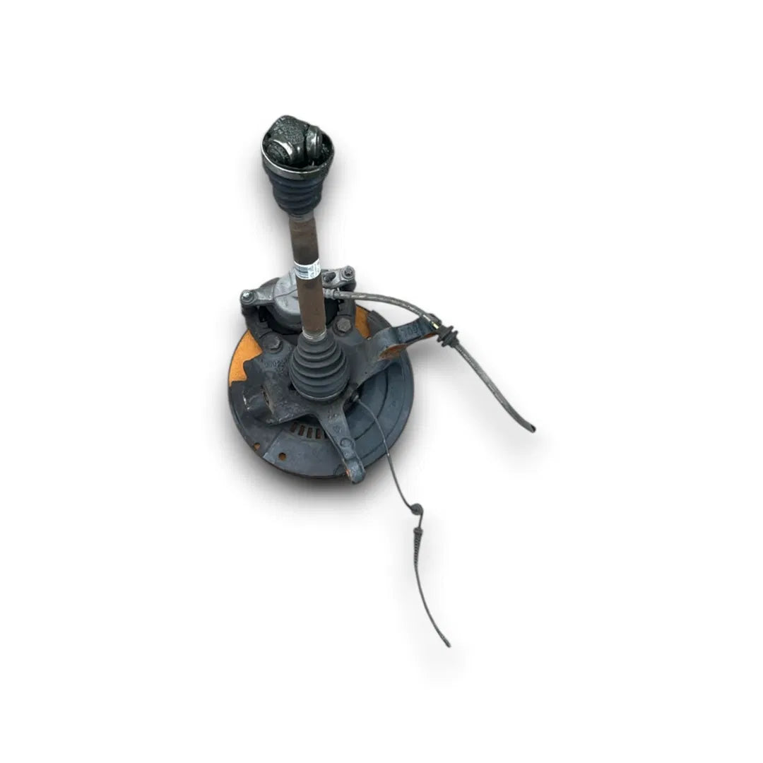 Dettaglio Mozzo ruota sinistro anteriore Renault Clio 5ª Serie 2019–2024 OEM 402022048R - foto 2