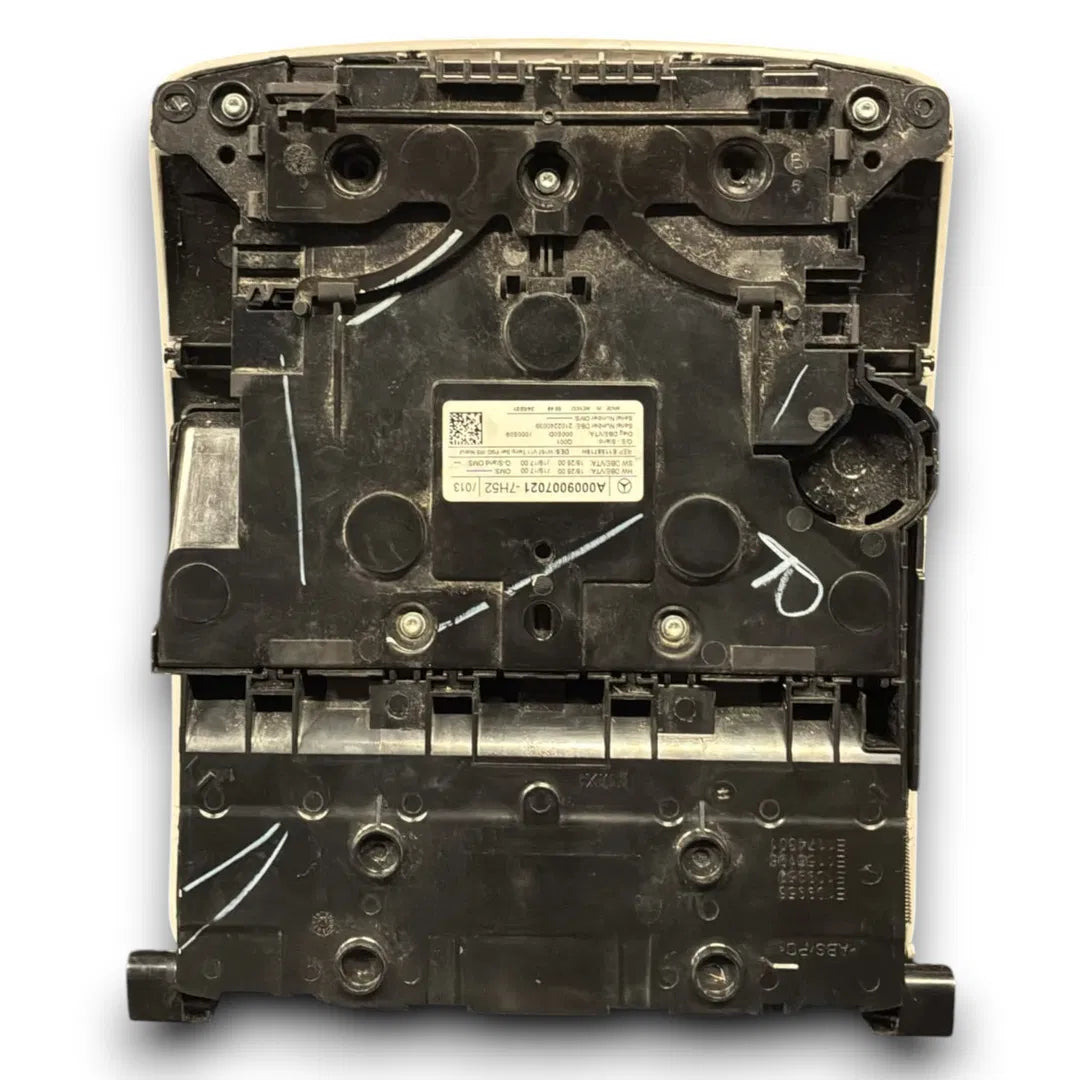 Dettaglio Plafoniera anteriore di cortesia Mercedes-Benz Classe GLE Coupé dal 2020 OEM A0009007021 - foto 2