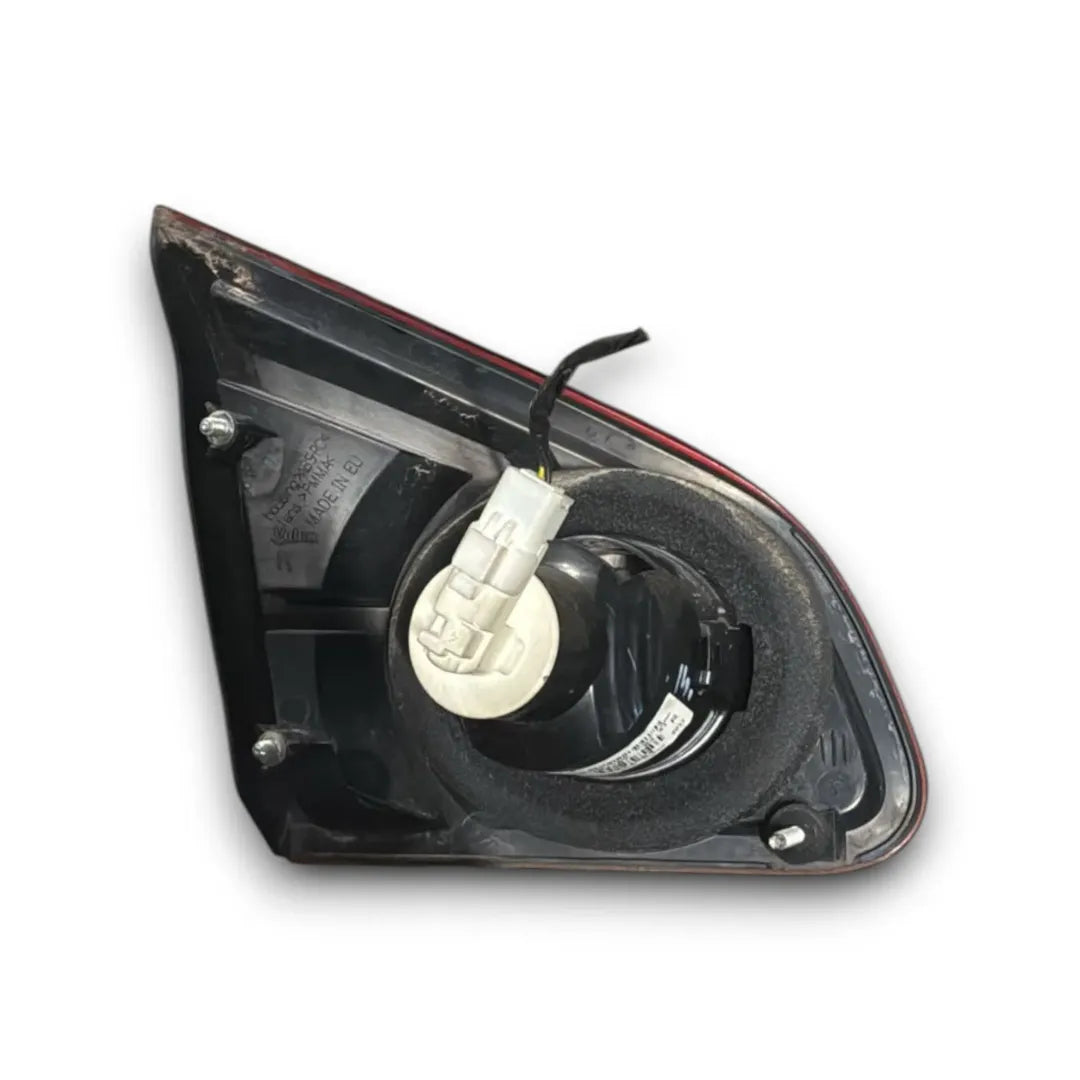 Dettaglio Fanale posteriore interno destro Nissan Qashqai J10E/JJ10E 2007–2010 OEM 89071064 - foto 2