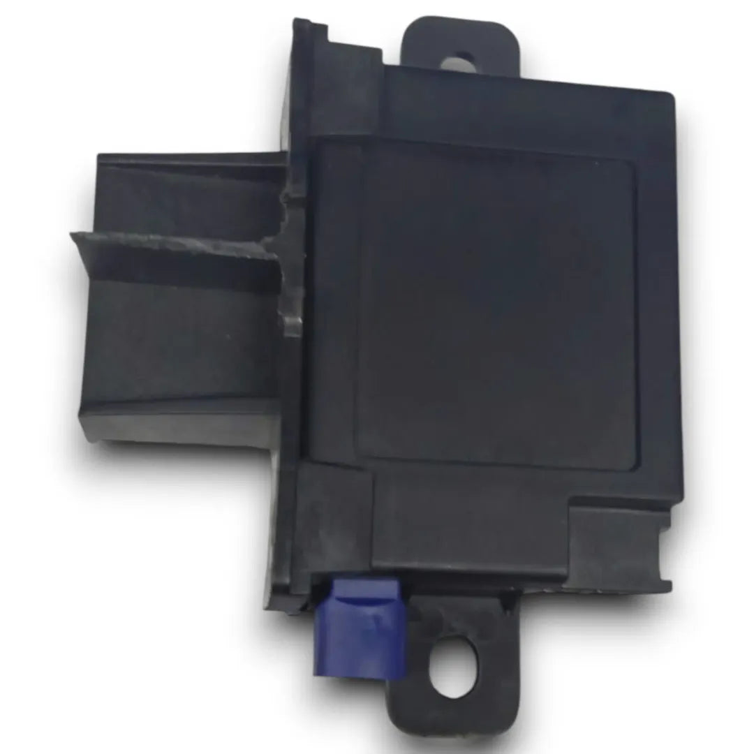 Dettaglio Convertitore di tensione DC/DC Volkswagen Golf VII dal 2012 cod. 5G0.035.954 - foto 2