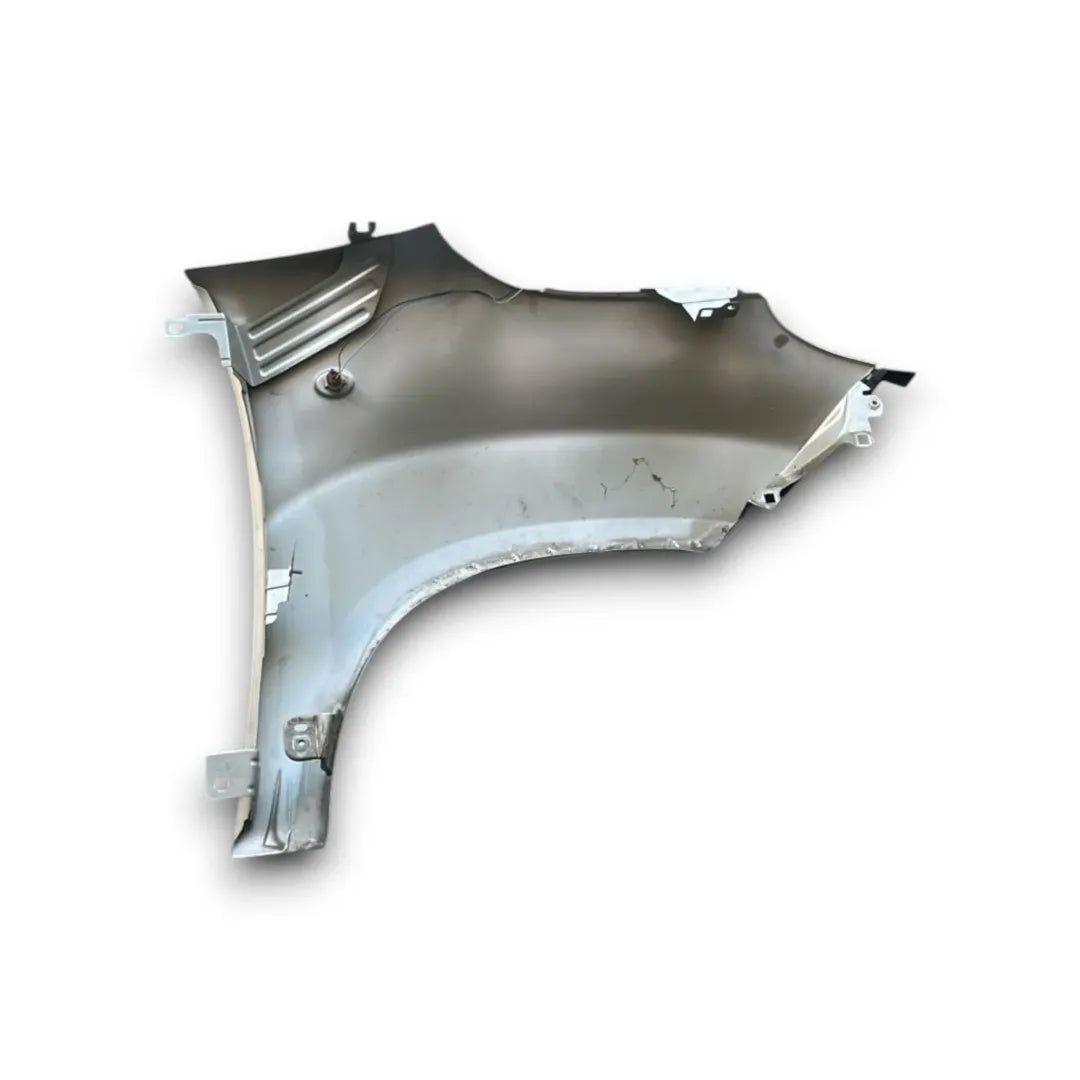 Parafango anteriore sinistro Fiat 500L 2012–2018 OEM 1689786880