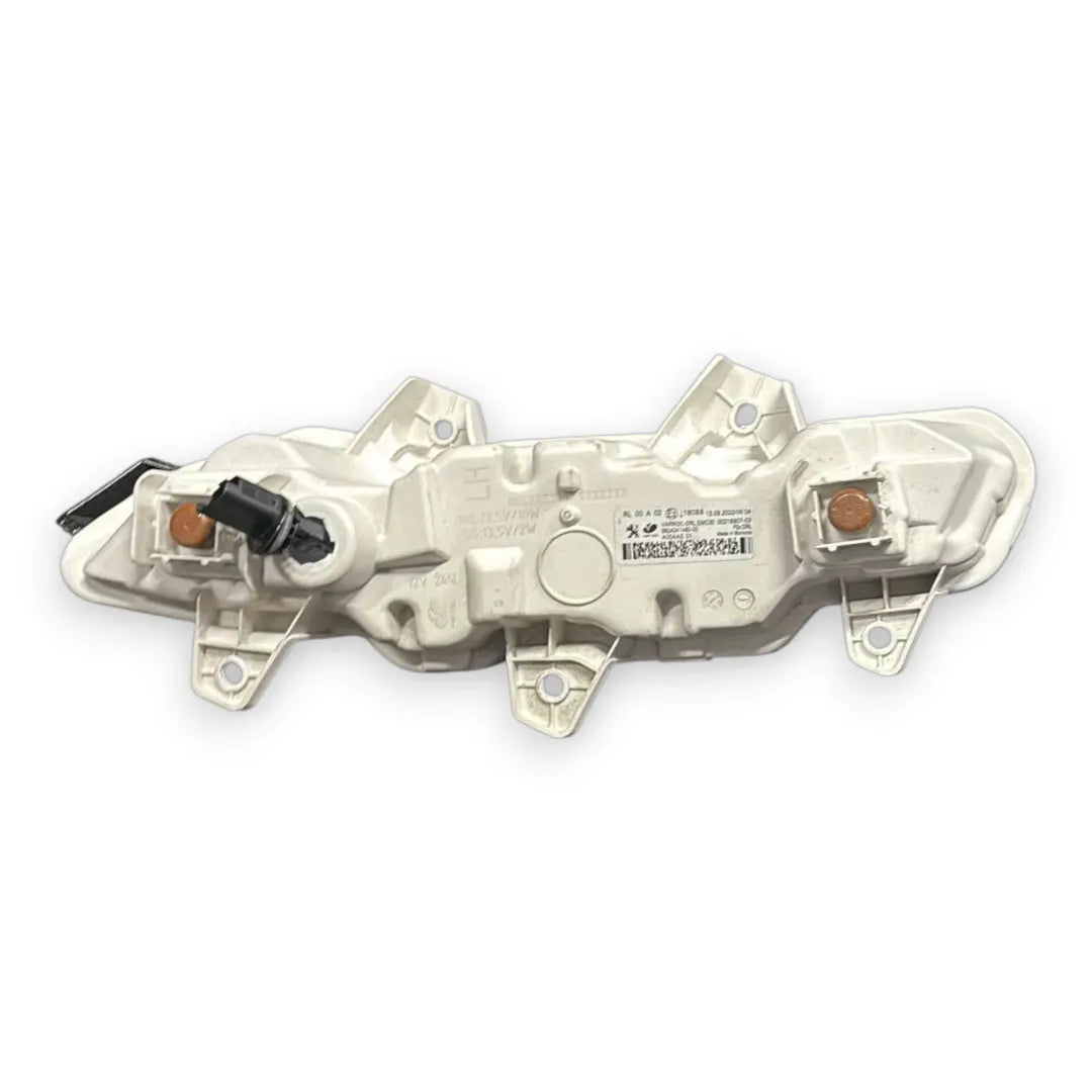 Dettaglio Luce diurna anteriore sinistra Peugeot 2008 2019–2023 OEM 9824241480-00 - foto 2