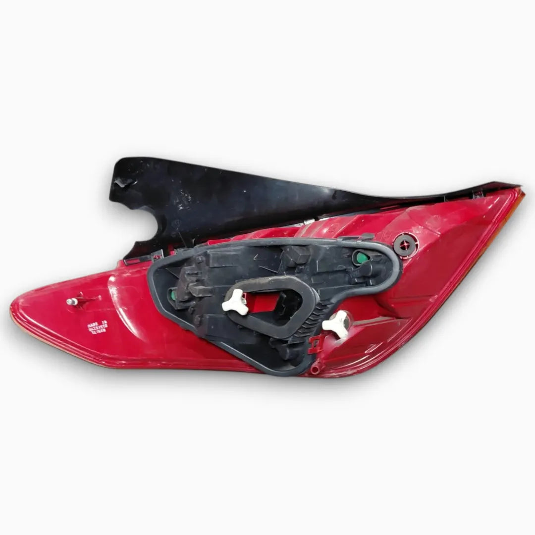 Dettaglio Fanale posteriore destro Peugeot 308 2011–2015 OEM 6351CV - foto 2
