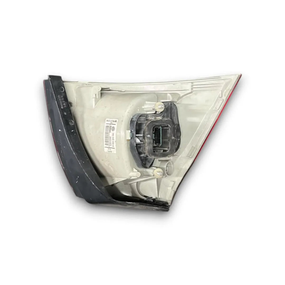 Dettaglio Fanale posteriore esterno destro Volkswagen Golf 2003–2009 OEM 1K6945096AA - foto 2