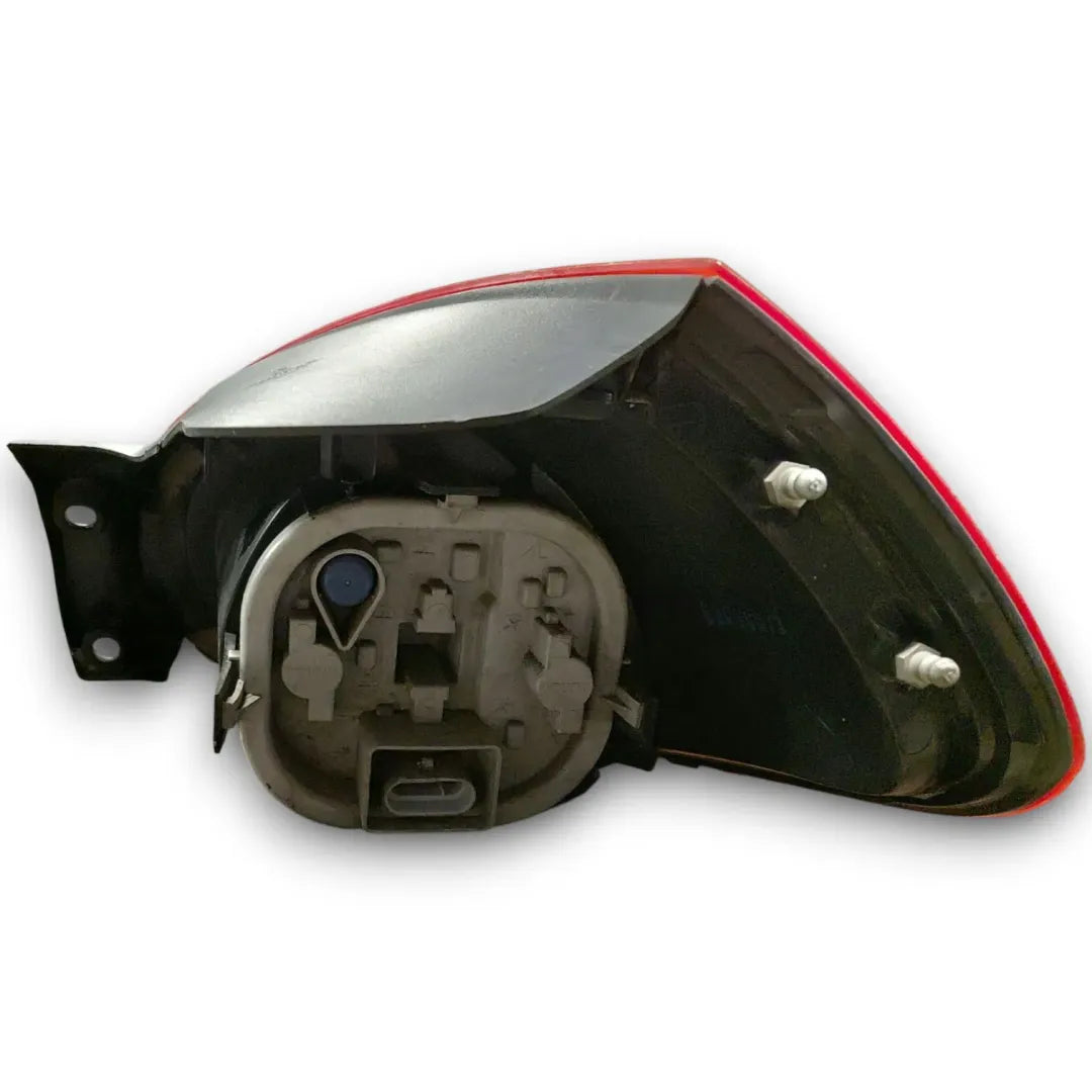 Dettaglio Fanale posteriore sinistro Fiat Bravo II 2007–2010 OEM 51934335 - foto 2