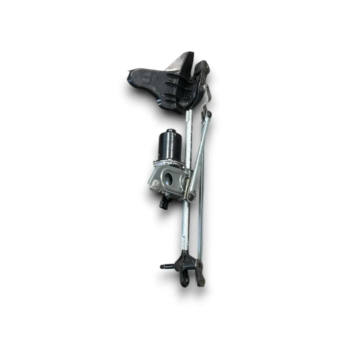 Dettaglio Meccanismo tergiparabrezza con motorino BMW Serie 1 5P F20 dal 2015 OEM 61617239510 - foto 2
