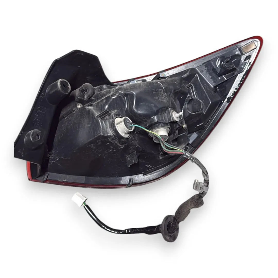Dettaglio Fanale posteriore esterno sinistro Mazda 2 3ª Serie OEM DB5J51160D - foto 2