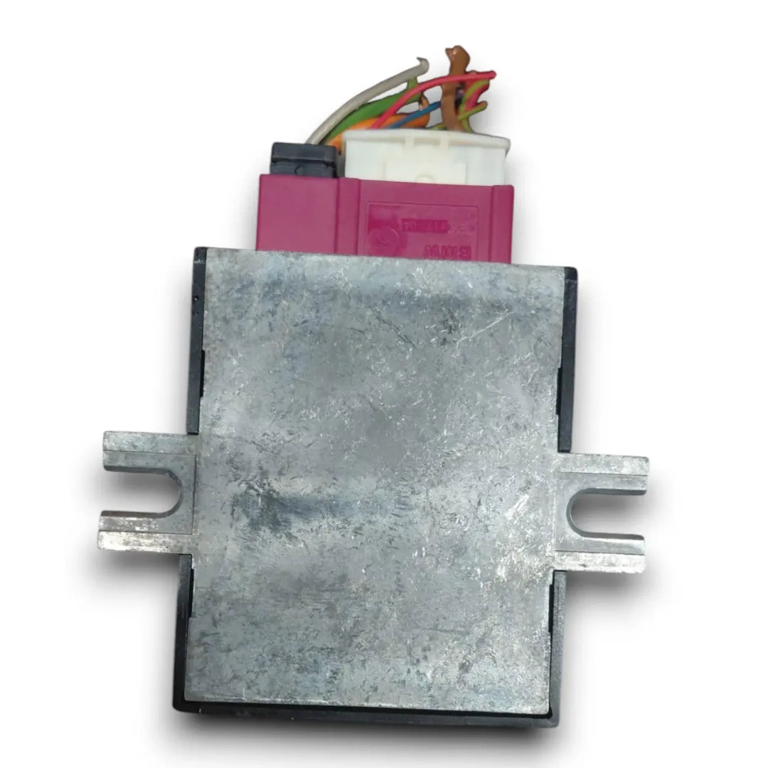 Dettaglio Centralina di comando pompa carburante BMW Serie 1 5P F20 cod. 558921 10 - foto 2